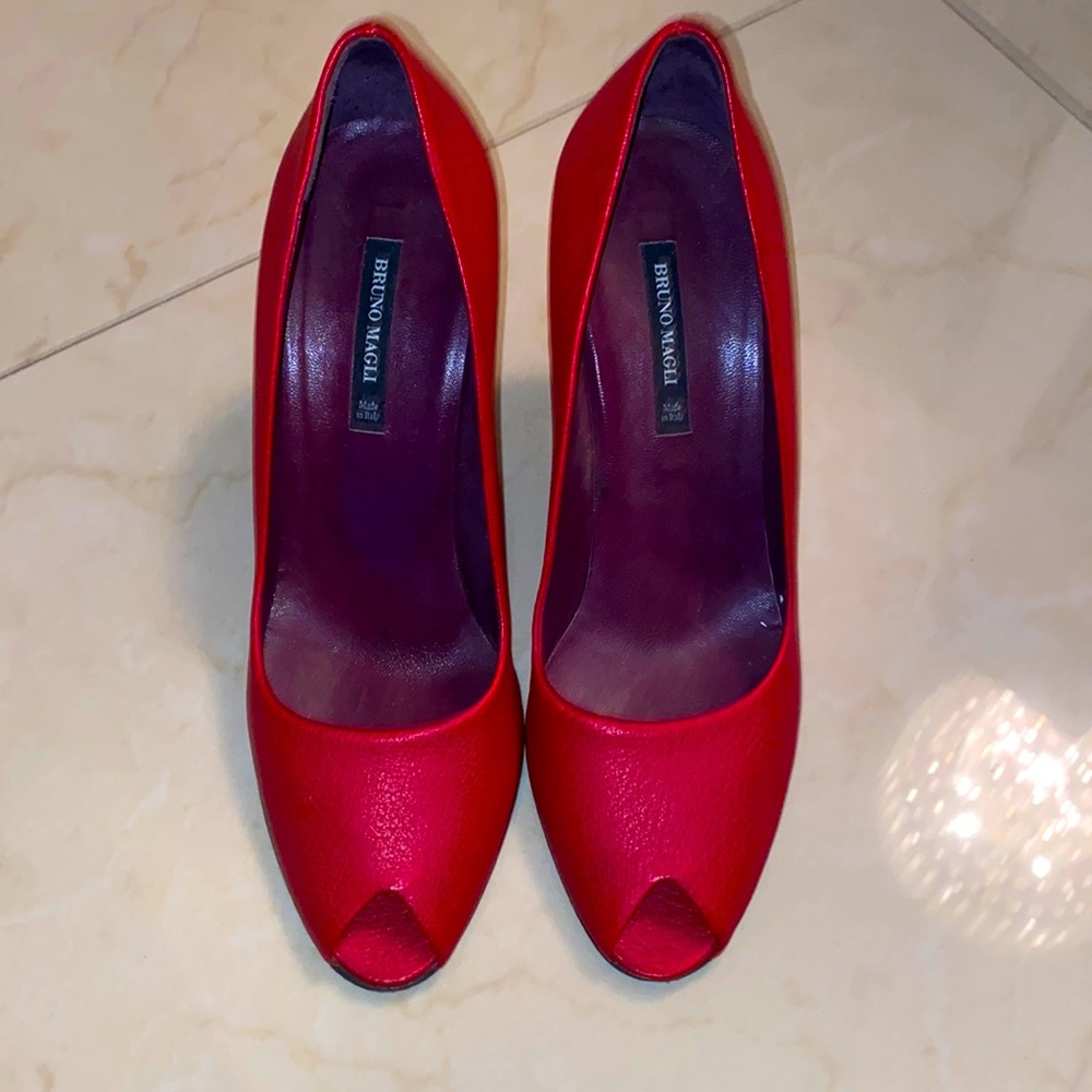 Bruno Magali Heels